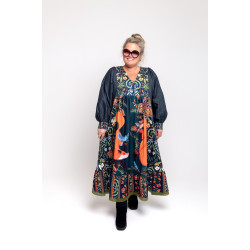 kleita kovilna ar lapsam