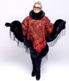 APĢERBI NO LAKATIEM