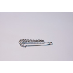 Dekoratīva metāla broša ar akmentiņiem