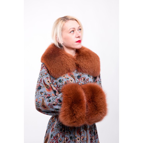 fur collar with cuffs