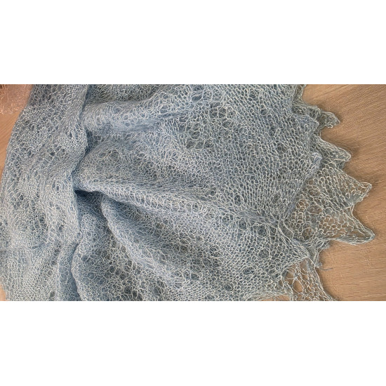 Orenburgas plāns dūnu lakats amatnieku darbs (pautinka)