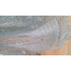 Orenburgas plāns dūnu lakats amatnieku darbs (pautinka)