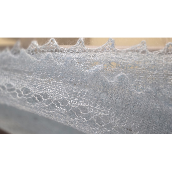 Orenburgas plāns dūnu lakats amatnieku darbs (pautinka)