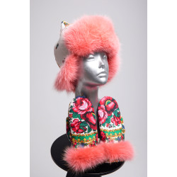 Cepure ausaine un dūraiņi Cepure ausaine un dūraiņi