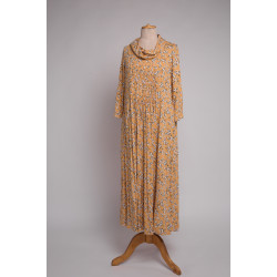 kleitas ar nošūvēm